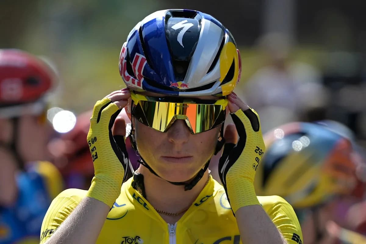 Demi Vollering defends the race leader's yellow jersey on final stage of the Women's Tour de France