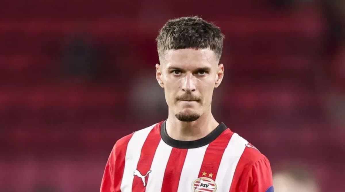 Dennis Man, criticat de un celebru jurnalist olandez după PSV – Feyenoord! Verdict dur despre român