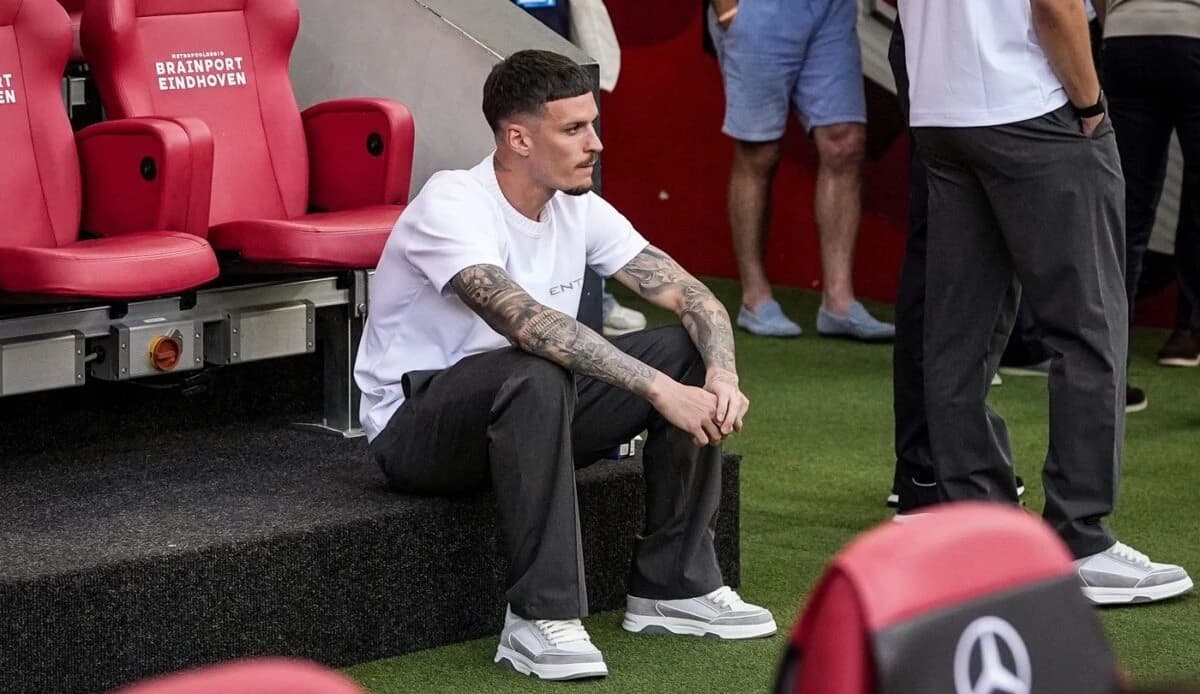 Dennis Man i-a convins pe olandezi, după umilința PSV-ului din Supercupa Olandei. Românul, descris î