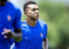Deschamps a anunțat dacă Mbappe poate intra cu Spania: „Vă raportați la ce s-a întâmplat la antrenam