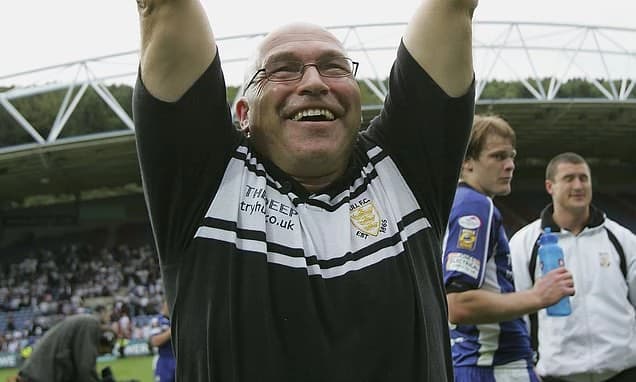 Devastated BBC colleagues lead tributes to rugby league legend John Kear after his death a day after