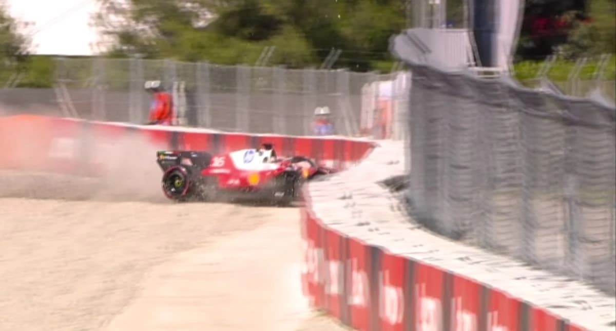 Dezastru pentru Charles Leclerc! Pilotul Ferrari, implicat într-un accident în calificările F1 din B