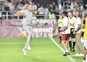 Dezlănțuit! Imaginile care surprind perfect trăirile lui Daniel Pancu în Rapid - CFR Cluj