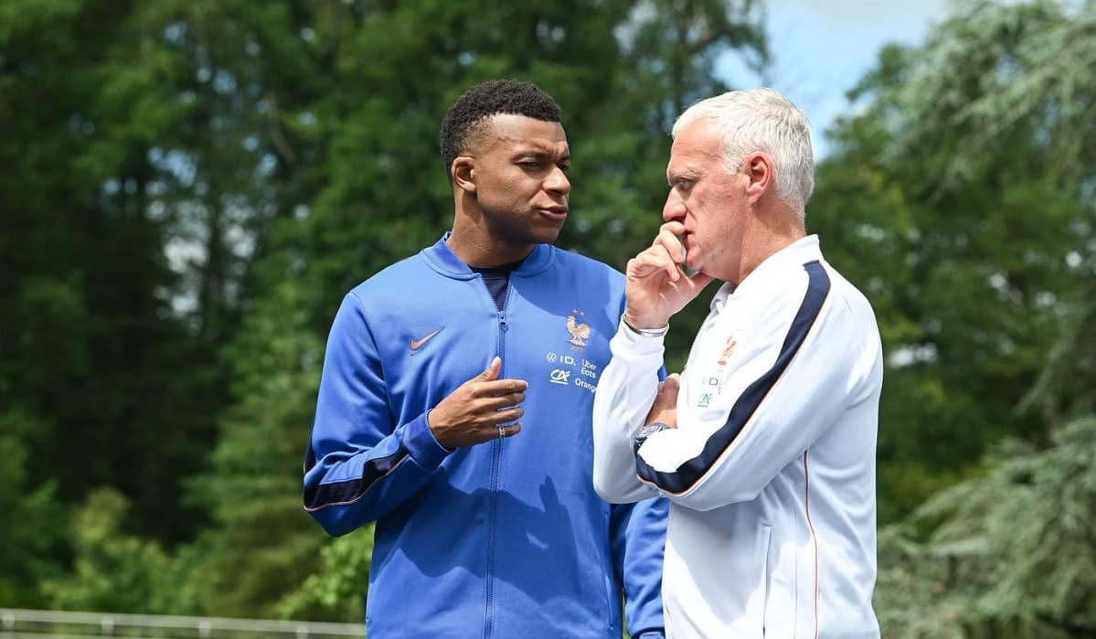 Didier Deschamps, reacţie ironică pentru contestatari: “Poate că sunt prost”. Cum l-a descris pe lid