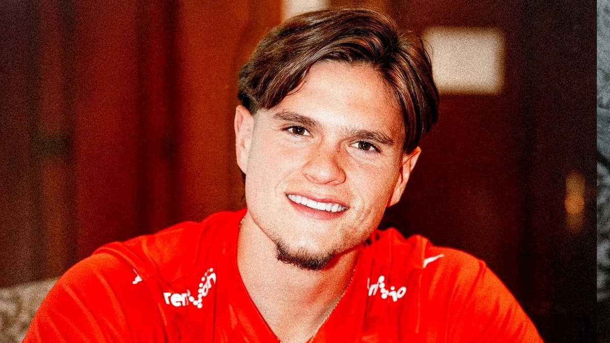Dinamo a anunțat oficial transferul fundașului central din Spania! Primele imagini de la antrenament