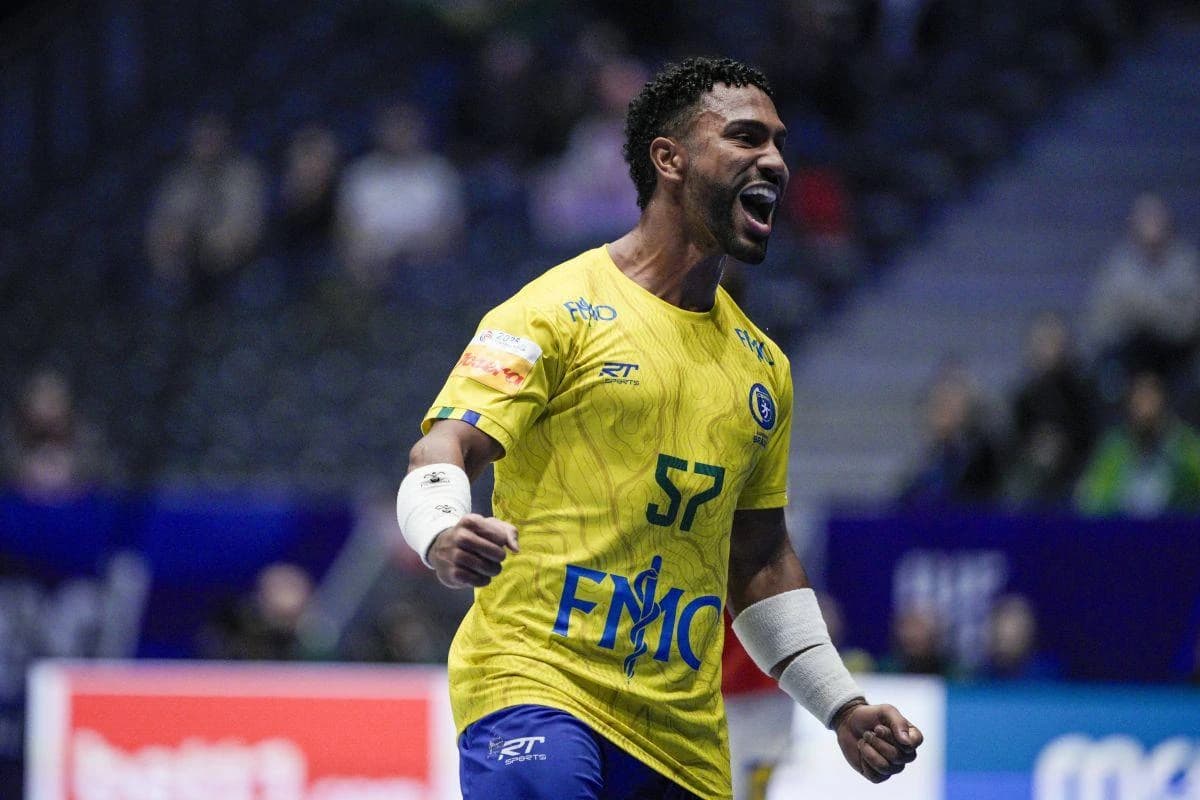Dinamo București a anunțat al 6-lea transfer al pauzei competiționale: un handbalist brazilian de 29