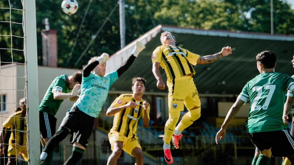 Dinamo - Gornik Leczna 2-1! Succes pentru „câini” în primul amical al verii