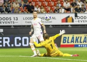 Doar 18 minute pentru Dennis Man și o ocazie uriașă în meciul lui PSV de aseară