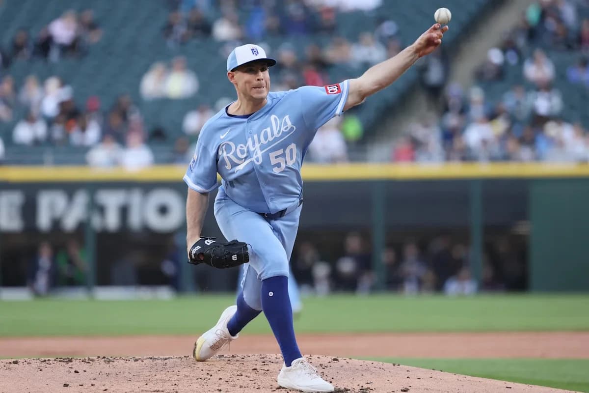 Dodgers reportedly acquire LHP Kris Bubic from Royals