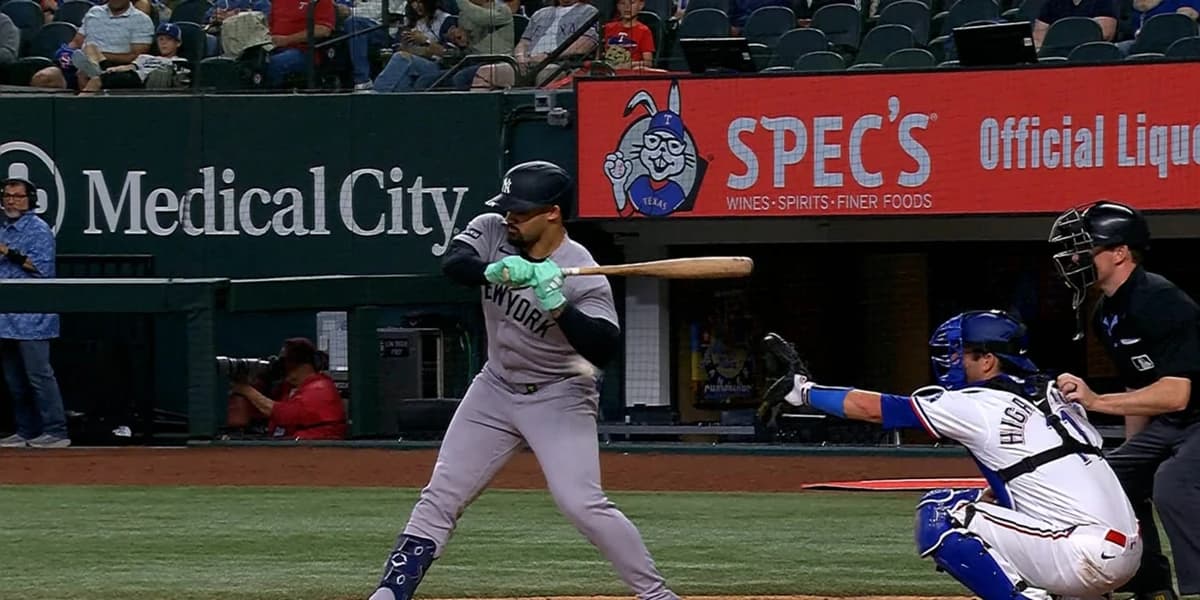 Domínguez (elbow contusion) to undergo CT scan after 'inconclusive' X-rays