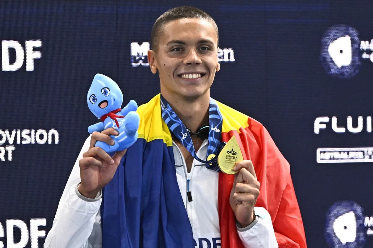 Două cuvinte! Cum l-a numit David Popovici pe rusul Egor Kornev, după ce l-a învins dramatic în fina
