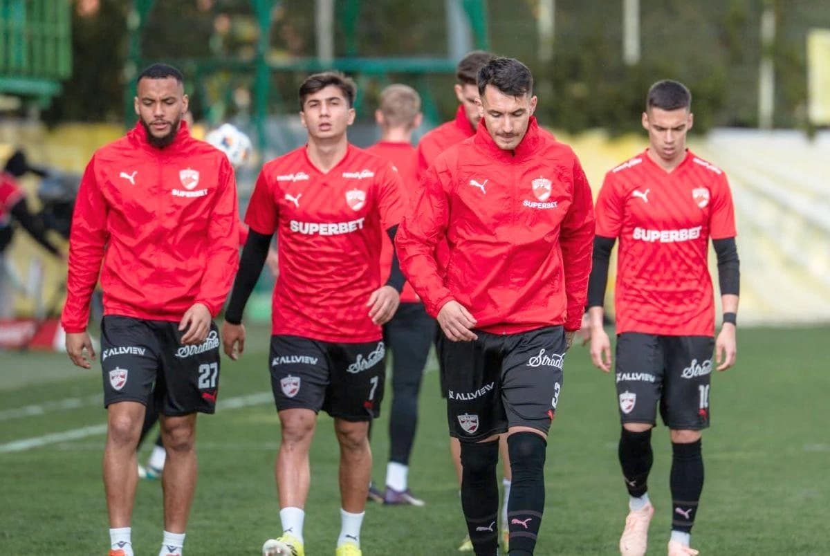 Două transferuri ratate de Dinamo! Nicolescu i-a comparat pe Kopic și Campos: „Vede altfel lucrurile
