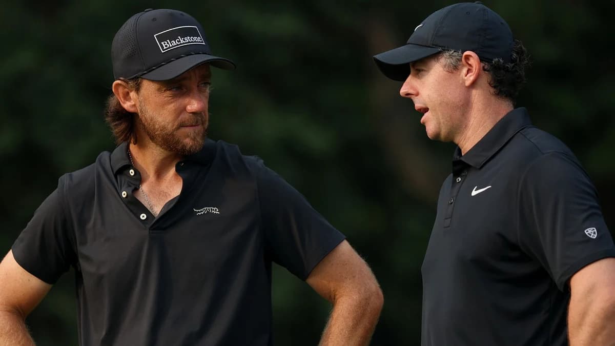 DP World India Championship: Rory McIlroy four off clubhouse lead after thunder and lightning delays