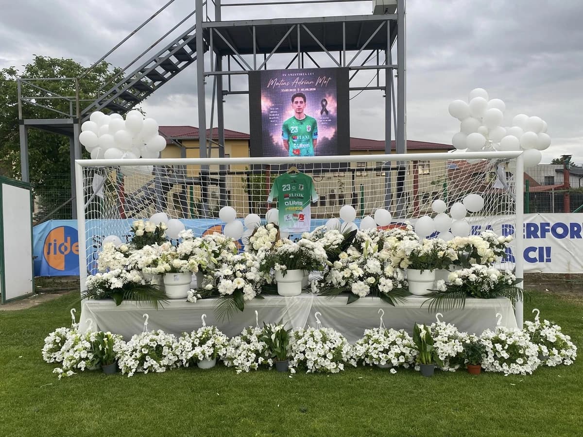 “Drum lin, Mati!” Colegii sunt devastaţi de moartea fotbalistului de 16 ani