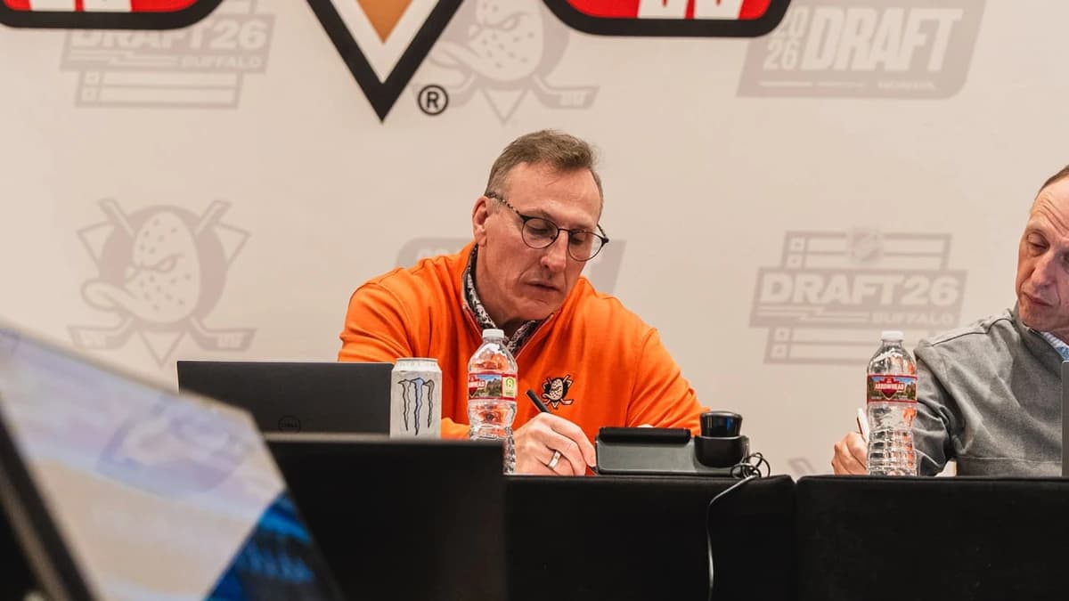 Ducks GM Verbeek Discusses Matching the Offer Sheet for Carlsson