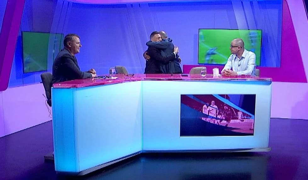 După 32 de ani, Ilie Dumitrescu și Florin Prunea s-au îmbrățișat în direct. ”Nu recunoaște!”