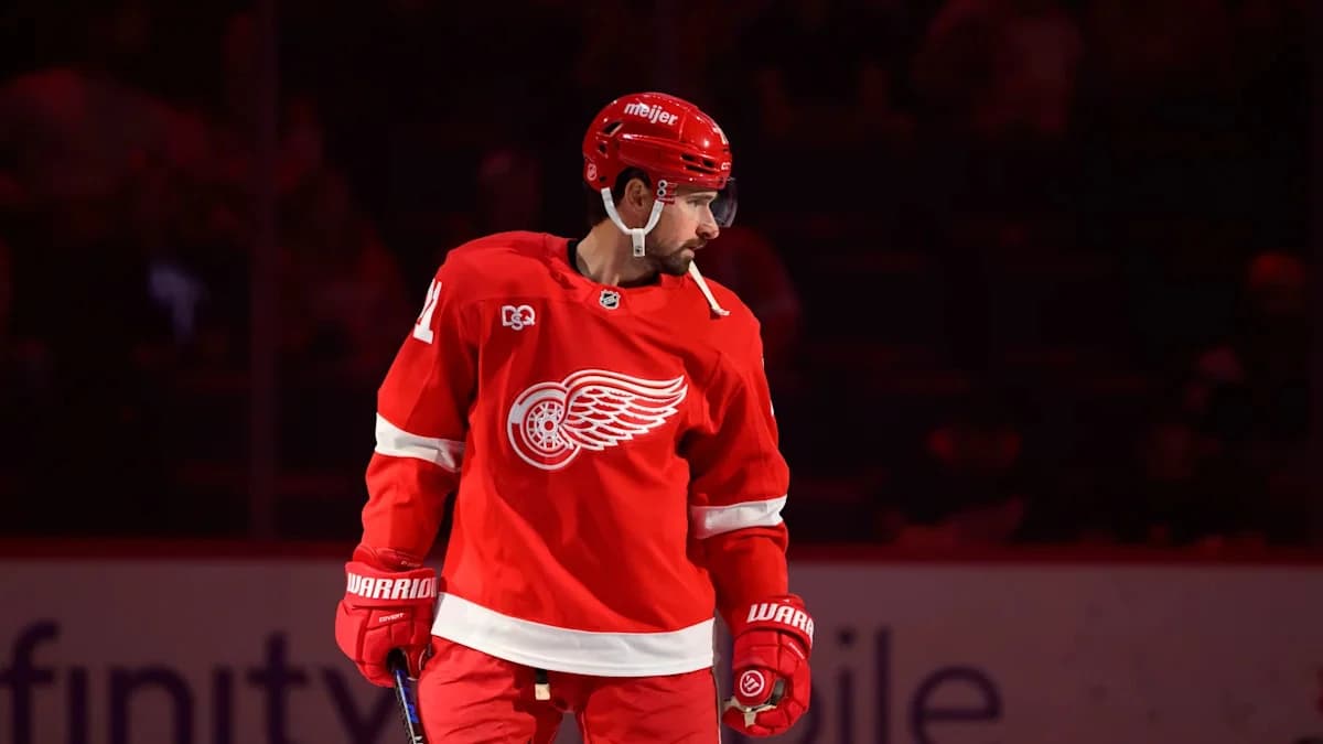 Dylan Larkin not in Red Wings lineup; Shawn Horcoff to address situation