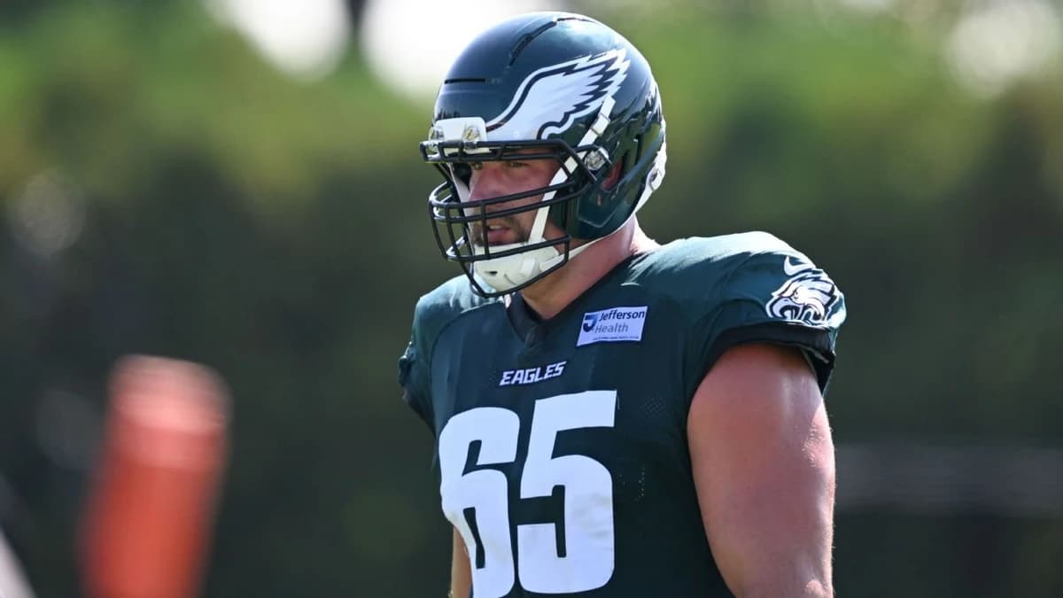 Eagles RT Johnson: 2026 'probably my last year'