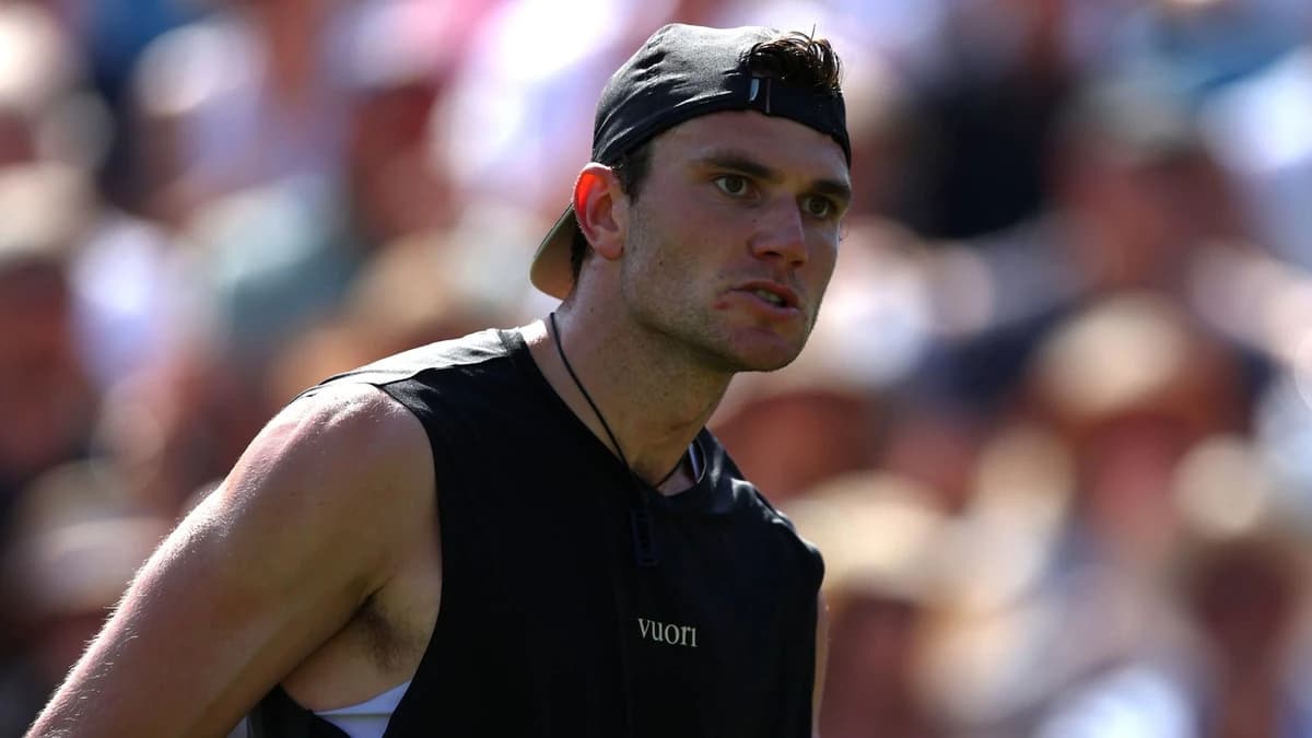 Eastbourne Open: Britain's Jack Draper defeats Marcos Giron in first match under new coach Andy Murr