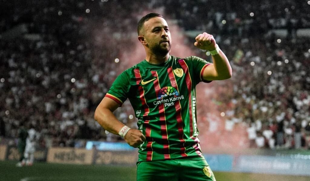 Echipa kurdă care a dat peste cap campionatul Turciei. Amedspor este lider după victoria cu Beşiktaş