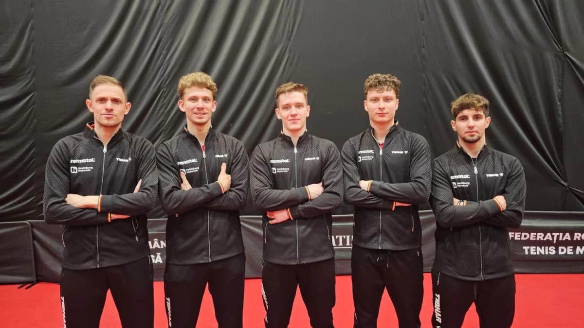 Echipa masculină a României a debutat cu o victorie la Mondialele de tenis de masă de la Londra