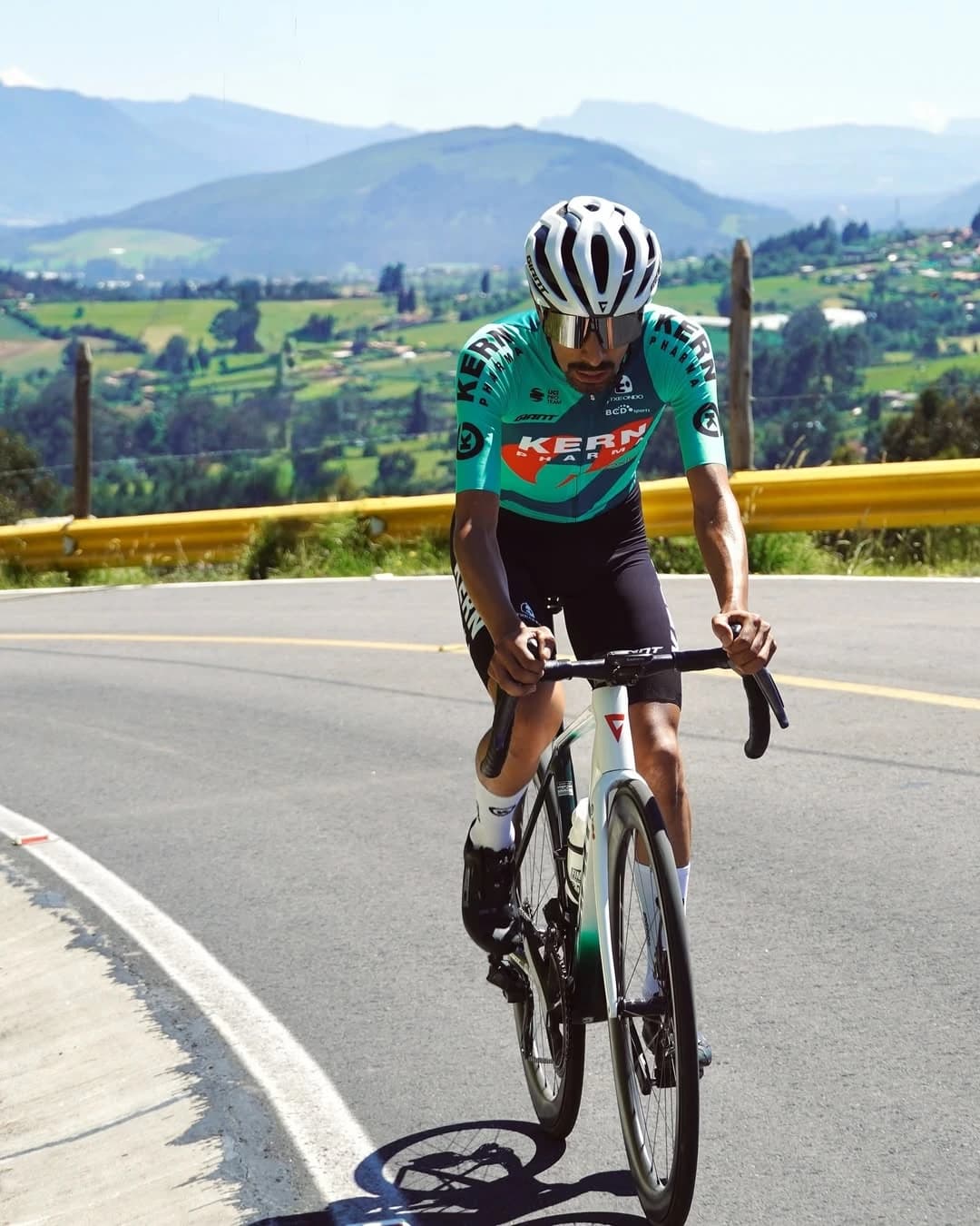 Echipa UCI Pro Kern Pharma, în premieră la Turul Ciclist al Sibiului. Câștigătorul din 2018, la star