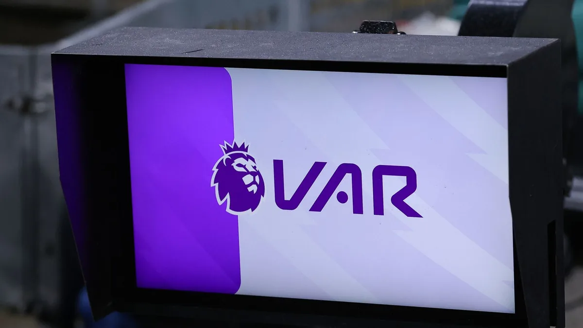 EFL clubs have opposed the introduction of a VAR challenge system for managers in the Championship.