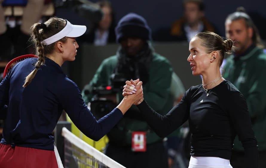 Elina Svitolina a învins-o pe Elena Rybakina şi s-a calificat în semifinale la Roma