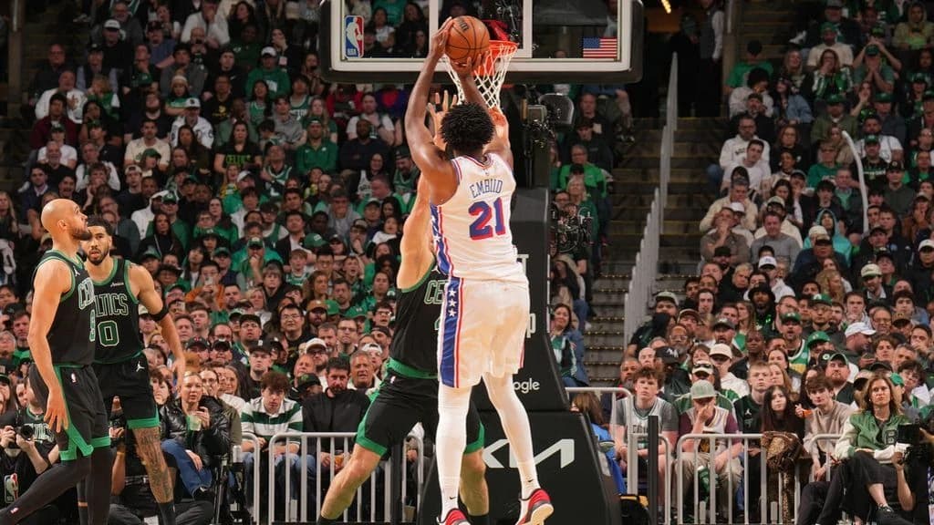 Embiid's 33 downs Celtics, keeps 76ers alive