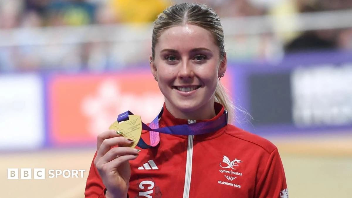 Emma Finucane: Experts explain what makes cycling star "unbeatable"