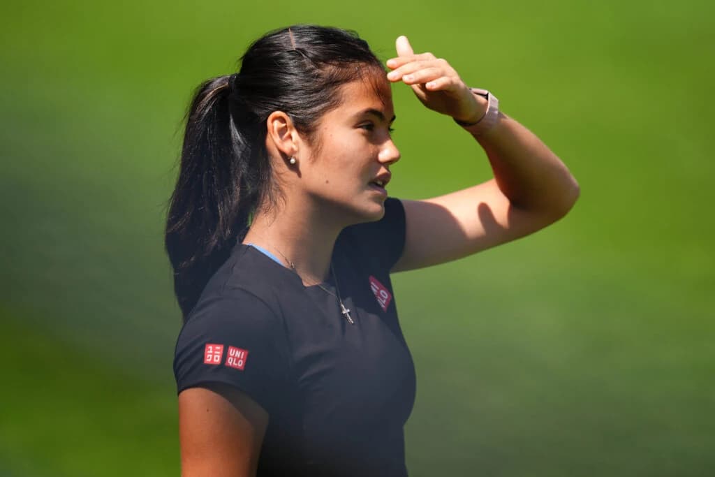 Emma Răducanu se retrage de la Wimbledon în ultimul moment. Care e motivul