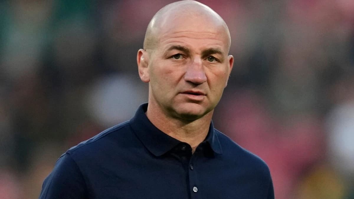 England boss Steve Borthwick rules George Furbank out of summer matches and defends poor discipline
