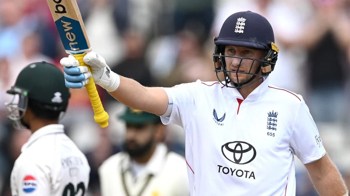England clinch Test series sweep of Pakistan: Joe Root and Jordan Cox steer hosts to eight-wicket wi