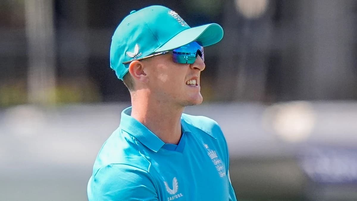 England must trial extra seamer ahead of World Cup after India expose 50-over flaws, says Stuart Bro