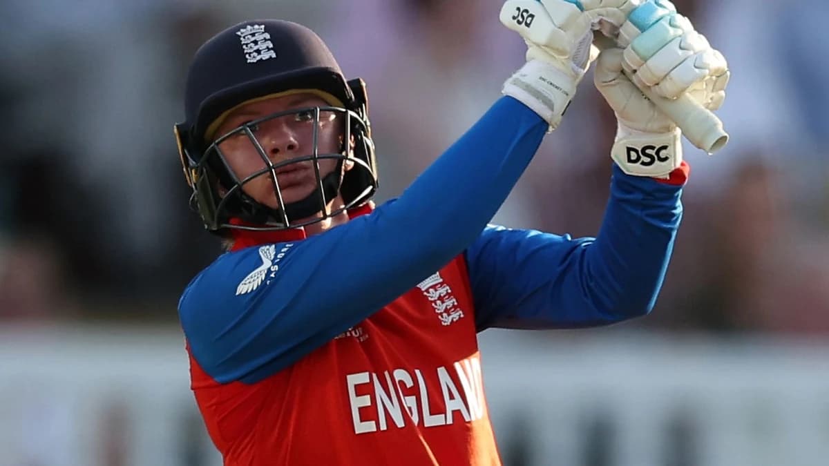 England reach Women's T20 World Cup semi-finals with win over West Indies, their fourth straight vic