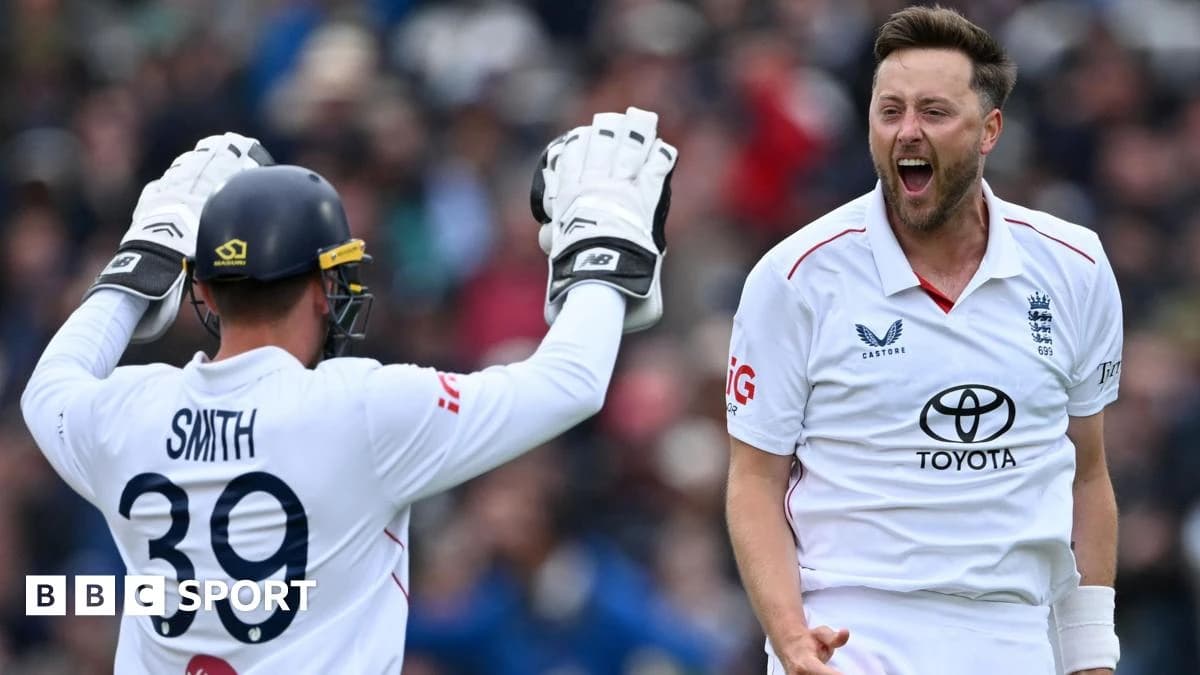 England vs New Zealand: Ollie Robinson moves hosts closer to first Test win on rain-affected third d