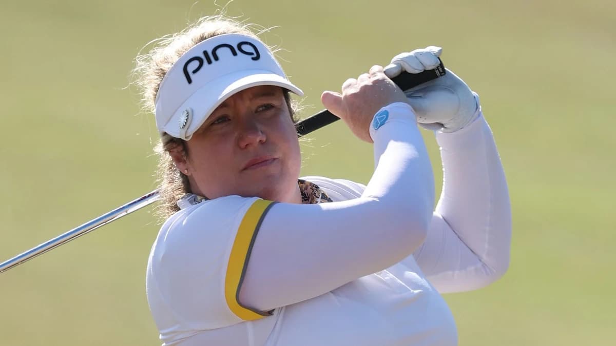 England's Eleanor Givens wins first Ladies European Tour title at 210th attempt as Alexandra Förster