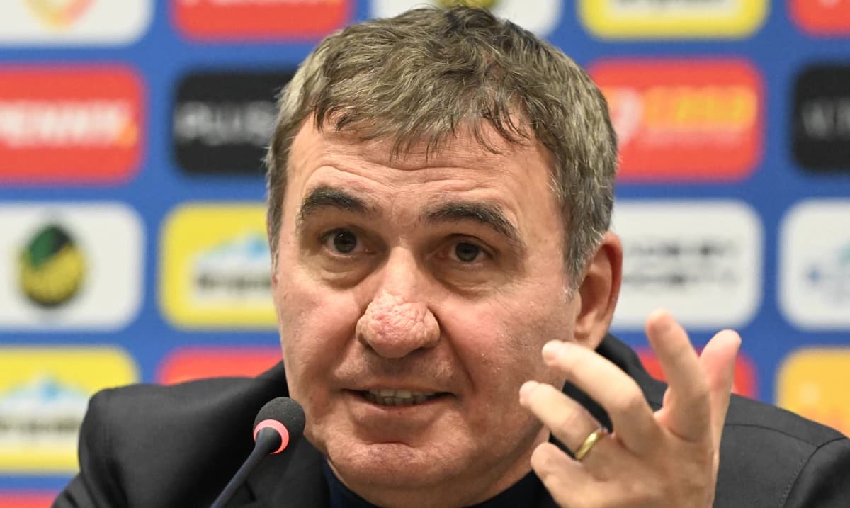 Episod neverosimil la echipa națională: ”Hagi a spus: `Nu se poate!`. A fost ciupit de 1.000 de euro