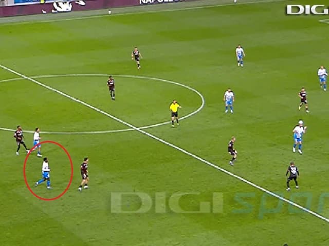 Eroare uriașă de arbitraj la Craiova - Dinamo! Ofsaid mare la golul 2: ”E șocant”. Greșeala care poa
