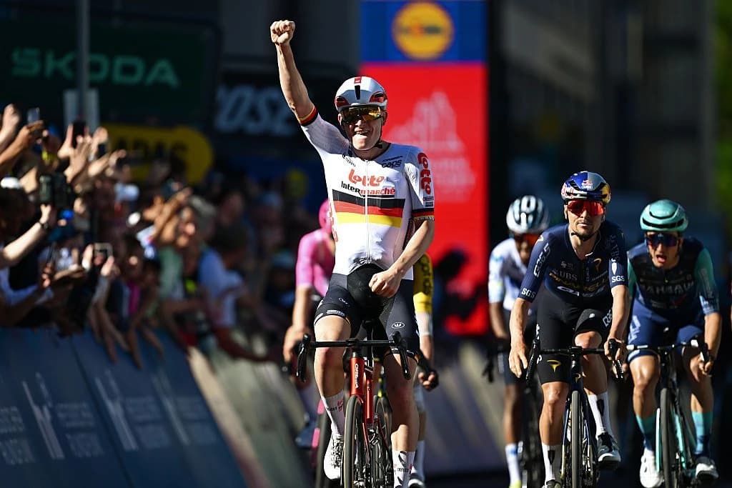 Eschborn-Frankfurt: Georg Zimmermann beats Tom Pidcock as thrilling sprint sees breakaway narrowly h