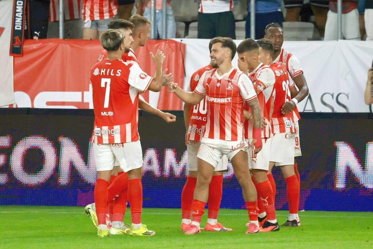 Etapă istorică în Superliga! Dinamo e lider după 11 ani, Bucureștiul a pus stăpânire pe podium