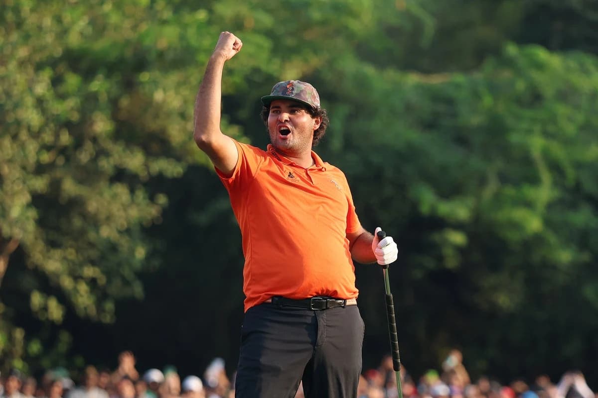 Eugenio Chacarra takes control of Race to Dubai with impressive win in India