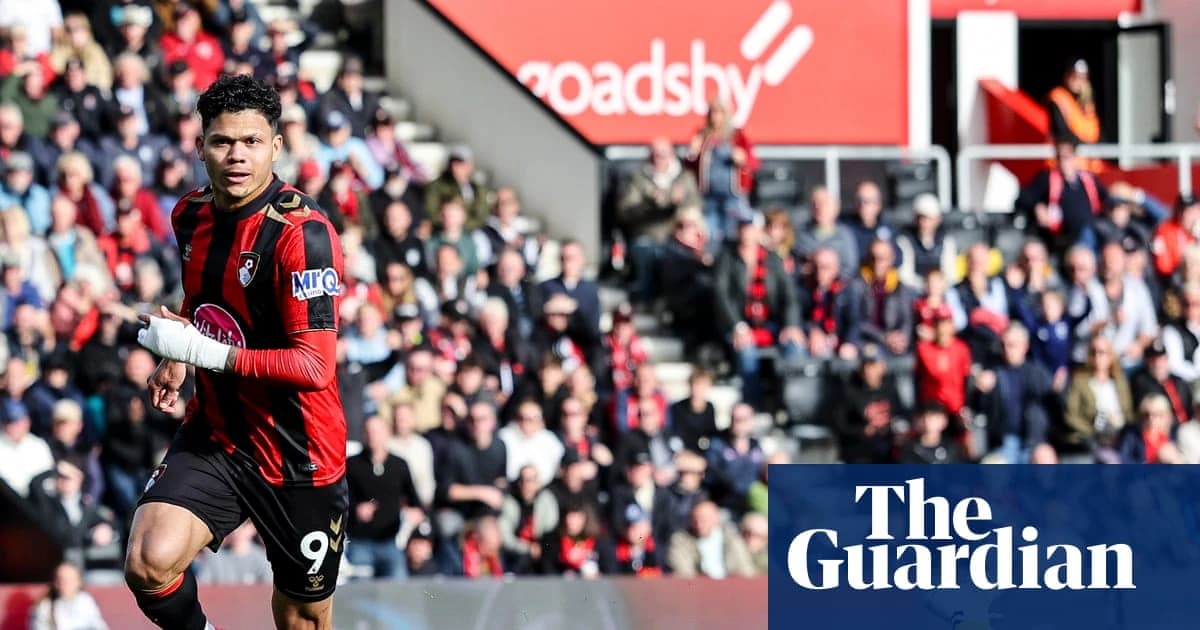 Evanilson swivels his hips to seal Bournemouth win against 10-man Sunderland