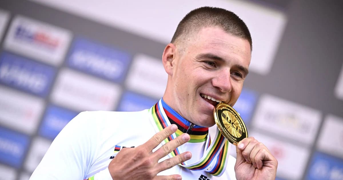 Evenepoel, în al 9-lea cer după "pokerul" de la Mondialul de ciclism! Ce spune de cursa de șosea