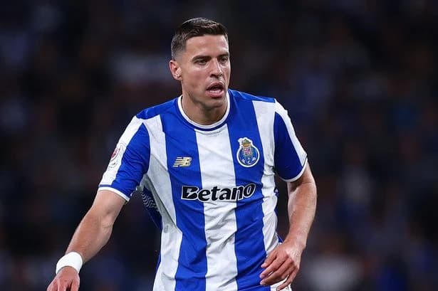 Ex-Premier League star and family 'threatened with knife' during terrifying burglary