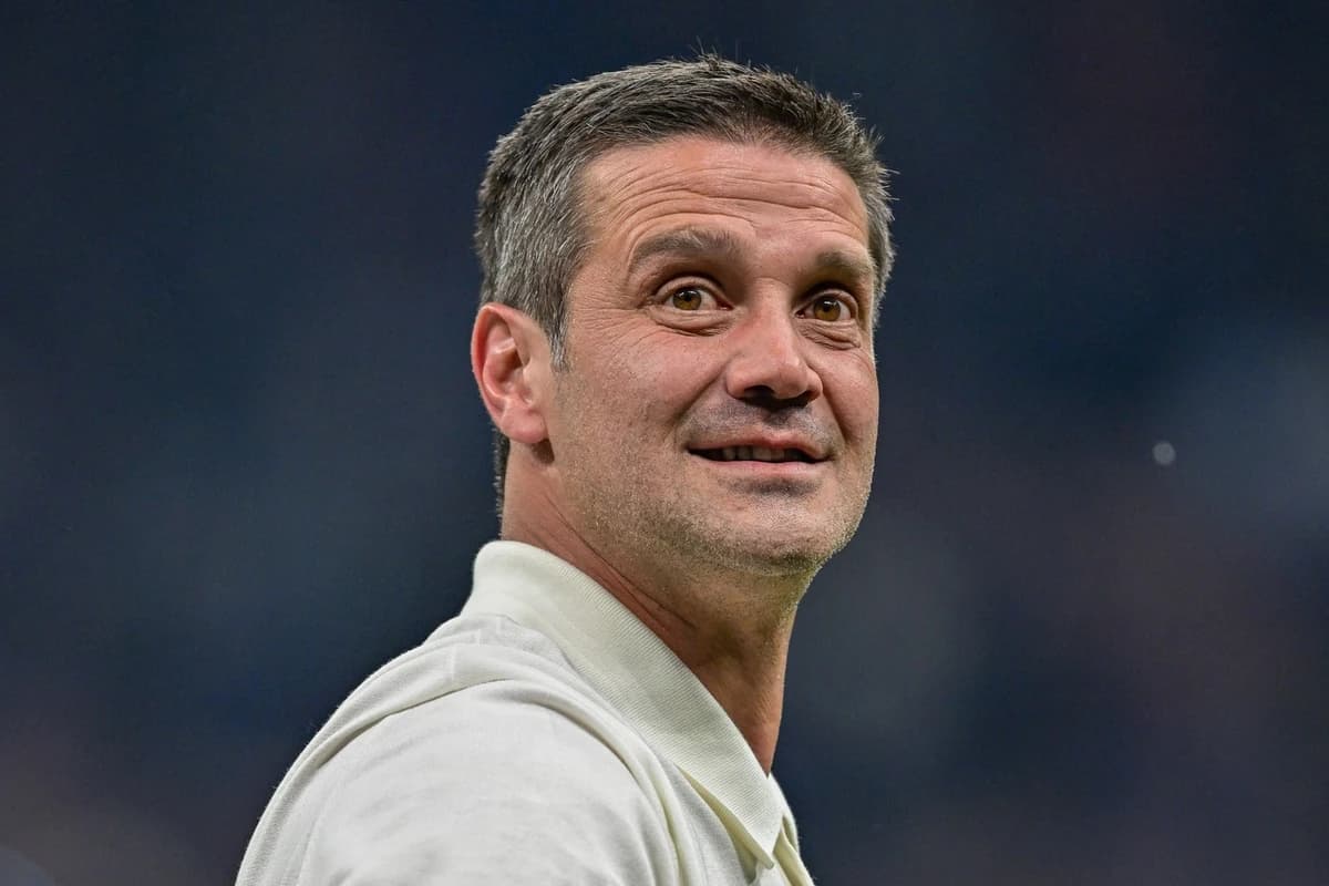 EXCLUSIV Chivu și-a dat acordul să antreneze în România. Cum i s-ar fi putut schimba cariera antreno