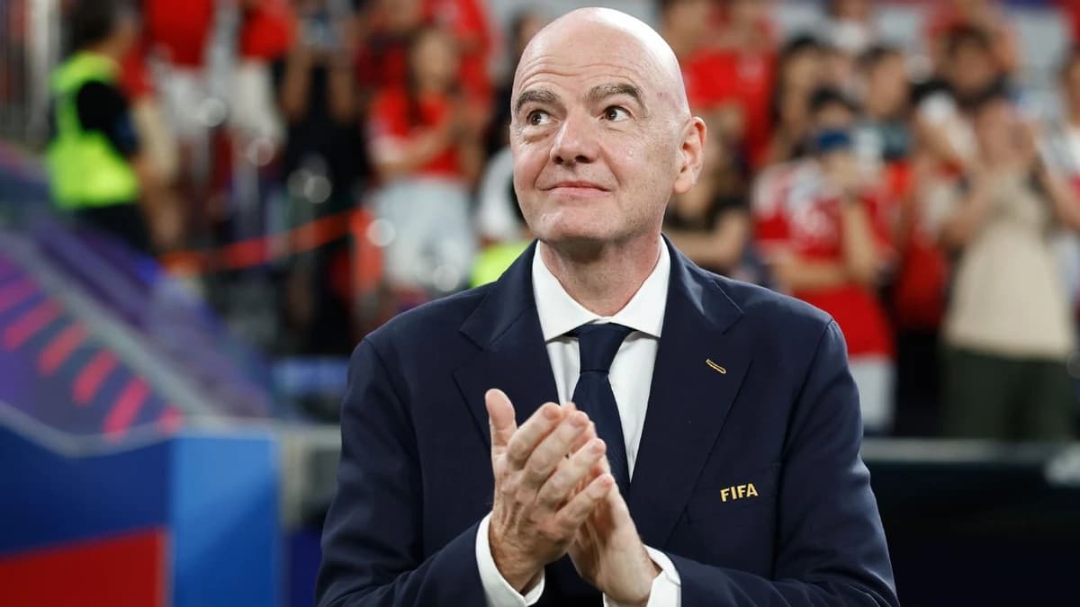 FA chair: Infantino not fit to be FIFA boss without answers