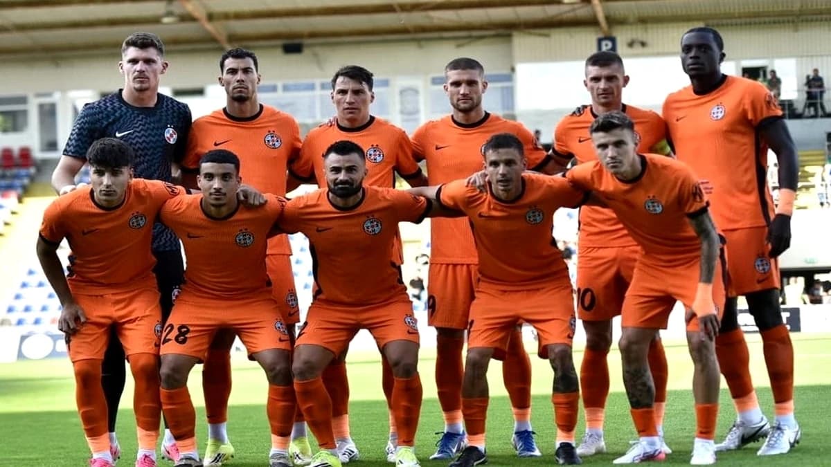 Fabulos! FCSB, într-un top select la nivel european. Interul lui Cristi Chivu e pe podium!