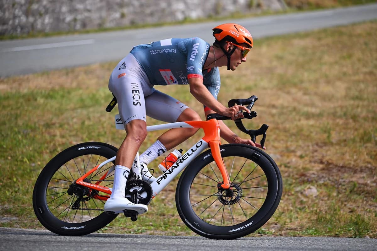 'Family comes first' – Josh Tarling abandons Vuelta a España on stage six