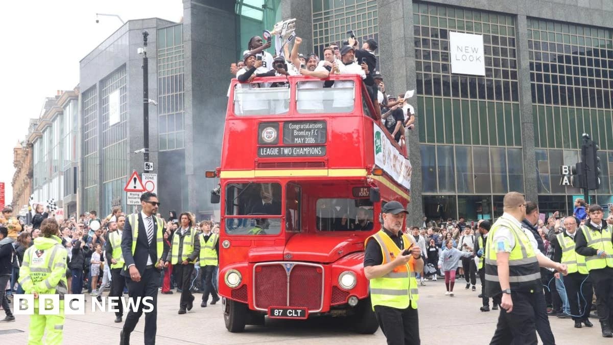 Fans line streets to mark Bromley FC's promotion to League One